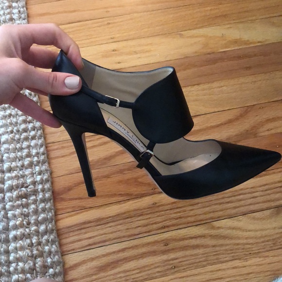 Jimmy Choo ‘Heath’ Pump - Picture 9 of 16